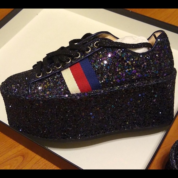 GUCCI PEGGY GLITTER LOWTOP PLATFORM SNEAKERS - Picture 2 of 4
